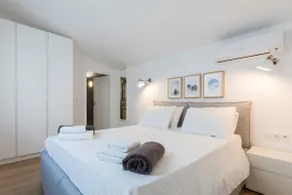 Villa Serene with swimming pool in Lindos - Image 2
