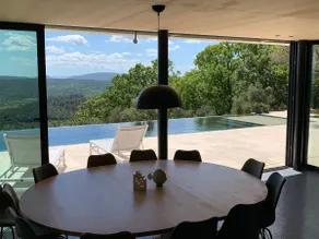 Modern villa with infinity pool and panoramic view - Image 3