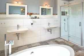 VILLA EMMA B-Luxus mit Sauna,Whirlpool,Kamin, Ausblick in Sellin auf Rügen - Image 3
