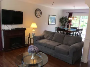 Narragansett Oceanview 5 br 2.5bath beachpass A/C - Image 3