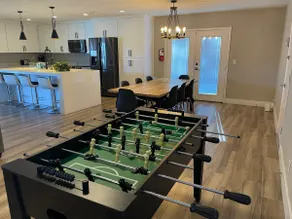 Inviting, Open Floor Plan with Pool/Spa - Image 5