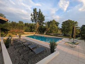 Unique, rustic villa with pool & incredible views - Image 3