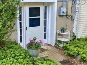 Newly Renovated Private Guest Suite, N. Wilmington - Image 3