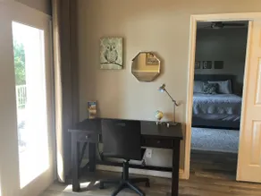 *Modern Lakefront Condo* - Prime Tempe Location! - Image 4