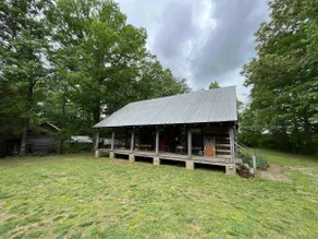 Brown Door Cabin - Image 3