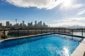 Best Sydney Views from Potts Point with Rooftop Pool - Image 2