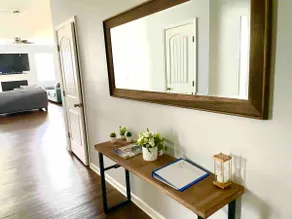 Ranch Style Family House - Image 2
