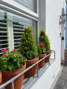 Boutique Harbour Stay- walking distance to Beach - Image 3
