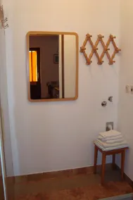 The apartment is located in the resort of Palit on the island of Rab - Image 5
