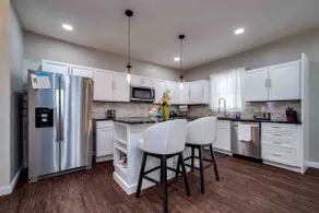 Bailey House - Image 2
