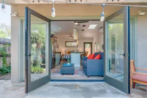 Cottage in the Garden. New!  Modern! - Image 2