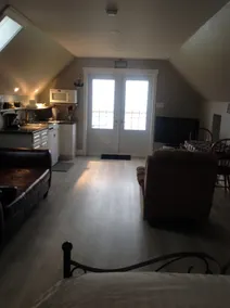 The Captains Quarters - Image 5