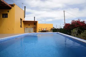 Private Villa for Adults with swimming pool and BBQ - Image 5