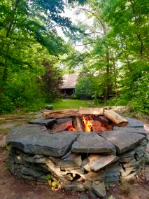 Entire Private 3-BR Log Cabin Nature Getaway - Image 5