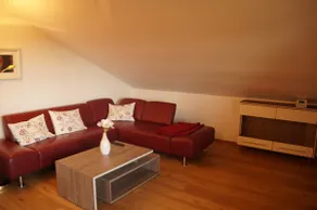 Beautiful three-room apartment with balcony and alpine view - Image 2