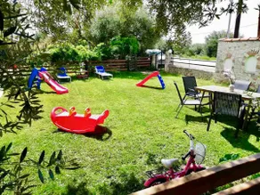 Cozy Villa with Private Yard near the Beach! - Image 3