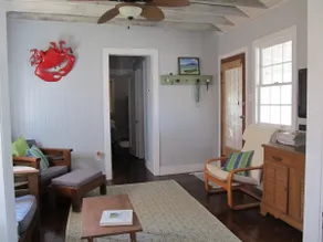 Lil' Surf Shack, Vintage Charm, Steps to the Beach - Image 3