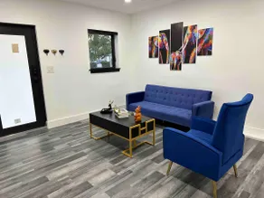 The South House 3B/1B near UM/ Brickell/ The Grove - Image 2