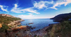 Velonas Beach mpakas country cottage ,Steps to the Sea - Image 3