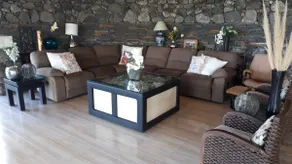 All villas with pool and terrace next to the lake - Image 4