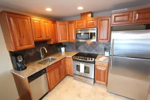Port Cabana - Unit 3 - Image 2