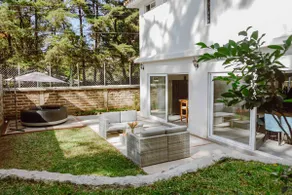 Luxury villa, close to lake. - Image 2