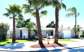 NEU !Umgestaltetes, komplett neues, geschmackvoll eingerichtetes Haus mit Pool Blick hinein 🏝☀️ - Image 4