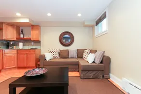 Modern DC Northwest Apartment with Parking Spot - Image 3
