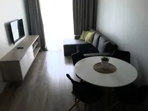 Apartments in Town Center with Swimpool - Image 3