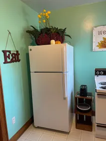 Quiet 2 bedroom upstairs Apartment in Pigeon - Image 3