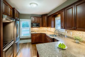 Quaint Maine House - Image 4