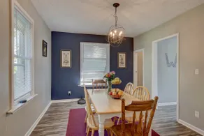 Beautiful remodeled house near Midtown/Old Market - Image 4