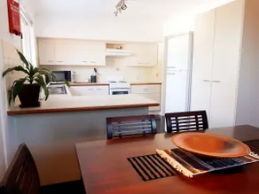 Laid-back Redland Bay - Image 3