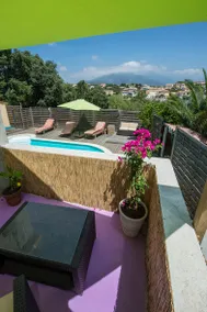 Charming independent lower level of villa - Image 5