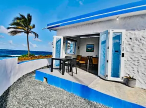 Beachfront Villa Dos Aguas Solar Surf Beach House - Image 3