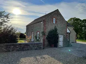 Country Lodge in the heart of the Cotswolds - Image 2