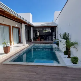 House with 5 suites that accommodates 24 people comfortably - Image 2