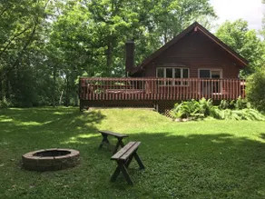 Cabin Outdoor HotTub Sleeps 7 Pet Friendly - Image 4