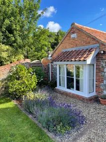 Cozy norfolk cottage in a beautiful location - Image 2