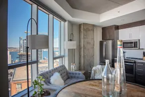 Beautiful Views of Harbour + Citadel + Downtown - Image 5
