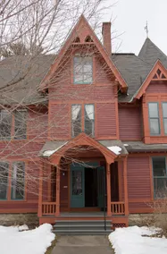 House on the Town Green - Image 2