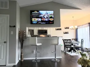 Condo very close to DFW Airport/Irving Convention! - Image 2