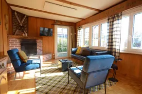 Swiss Traditional Chalet with Alpine Mtn View - Image 2