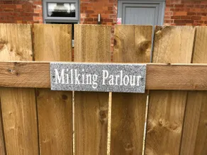 The Milking Parlour, Wolds Way Holiday Cottages, 1 bed cottage - Image 3