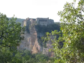 GITE 8-15 Pers Book your weekend & holiday in the sun in the WHITE QUERCY - Image 5
