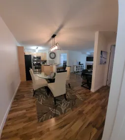 202 Beautiful Condo - Great Location - Image 4