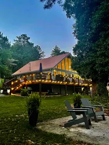 Rustic Lakewood 3 bedroom Cottage - Image 4