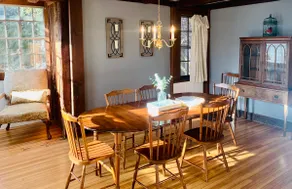Berkshire 4 bed Historic Farmhouse of Sir Kitson - Image 3