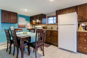 Walk to PNE & Events | Sleeps 6 | Free Parking - Image 5