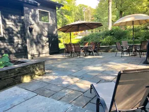 Rancher exceptionnel avec 4 chambres et 3 salles de bains avec accès au lac - Image 3